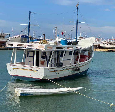 
								BARCO DE MADERA ARTESANAL 14.50MTS full									