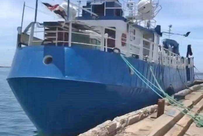 
								BARCO ACERO NAVAL PESCA 40MTRS full									