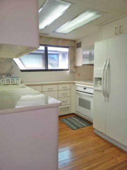 HATTERAS 70 full