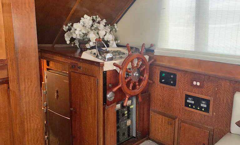 
								HATTERAS CONVERTIBLE 45 full									