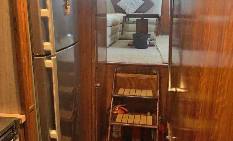 
								HATTERAS CONVERTIBLE 45 full									