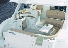 CRUISERS YACHTS SPORTS COUPE 42