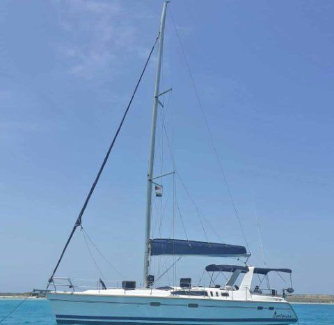 VELERO HUNTER 430 44 full