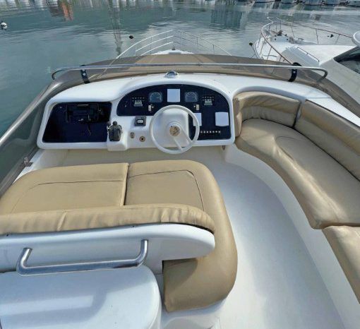 AZIMUT 52 full