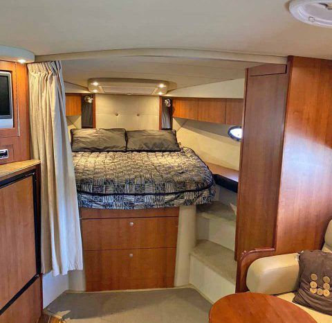 
								CRUISERS YACHTS 36 full									