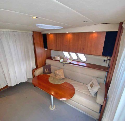 
								CRUISERS YACHTS 36 full									