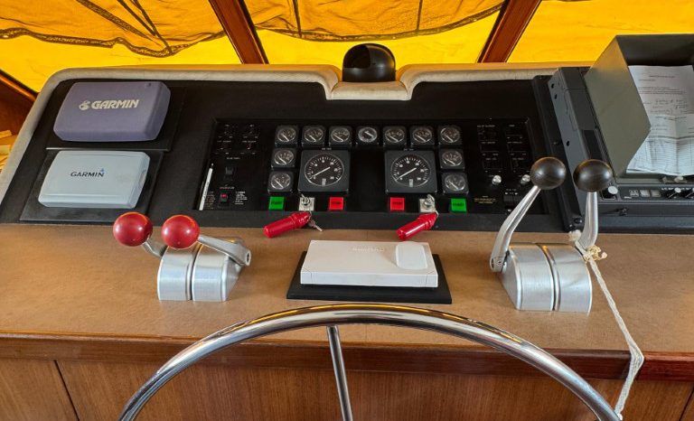 
								HATTERAS CMY 67 full									