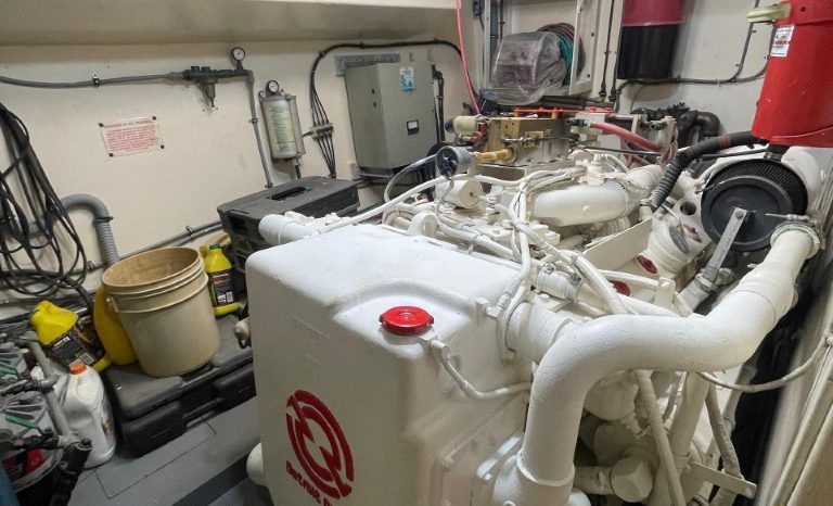 
								HATTERAS CMY 67 full									