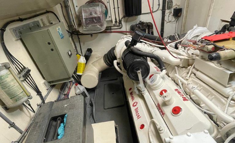 
								HATTERAS CMY 67 full									