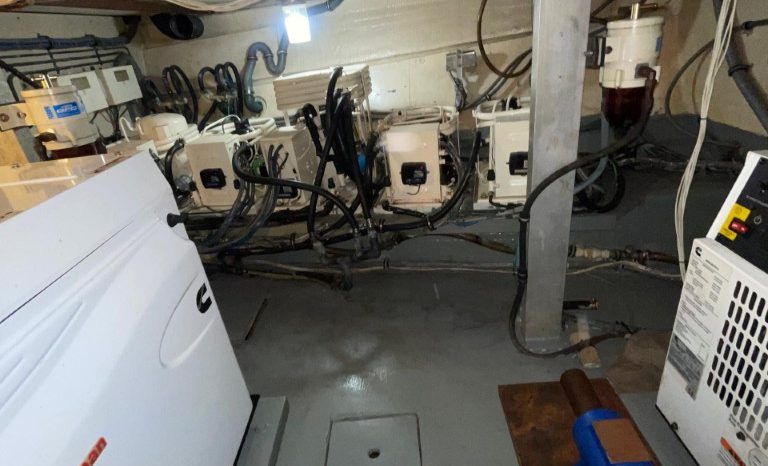 
								HATTERAS CMY 67 full									