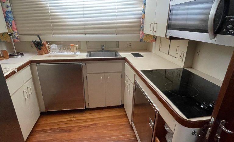 
								HATTERAS CMY 67 full									