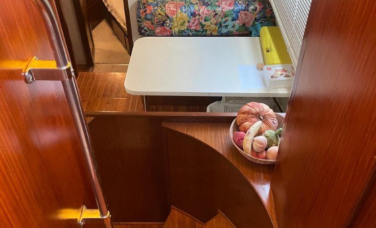 
								HATTERAS CMY 67 full									