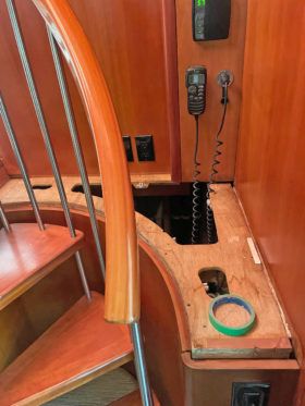 HATTERAS ENCLOSED BRIDGE 68