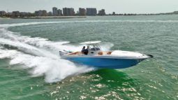 
										WELLCRAFT SCARAB CUDDY CABIN 35 full									