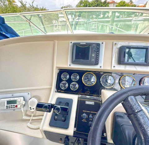 
								CRUISERS YACTH 3575 ESPRIT 36 full									