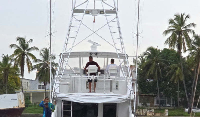 VIKING CONVERTIBLE 58 full