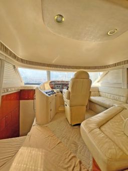 
										SEA RAY 540 MOTOR YACHT 54 full									