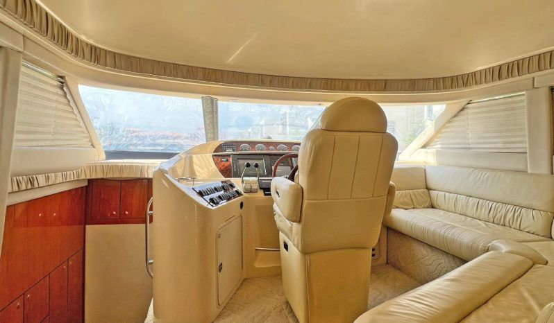 
								SEA RAY 540 MOTOR YACHT 54 full									