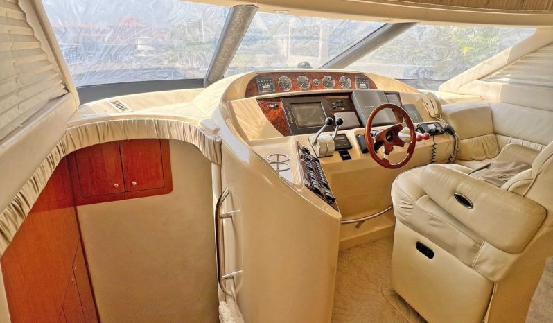 
								SEA RAY 540 MOTOR YACHT 54 full									