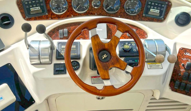 
								SEA RAY 540 MOTOR YACHT 54 full									