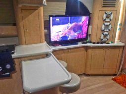 CRUISERS YACHTS SPORTS COUPE 42 full