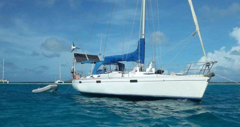 
								VELERO BENETEAU OCEANIS 430 full									