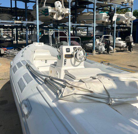 
								DINGHY CARIBE 20 full									