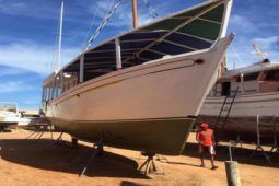 BARCO DE PESCA MADERA 14MTS