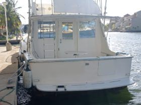 HATTERAS CONVERTIBLE 42