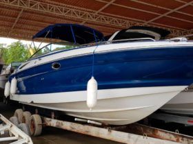 CROWNLINE 320 LA 32.5