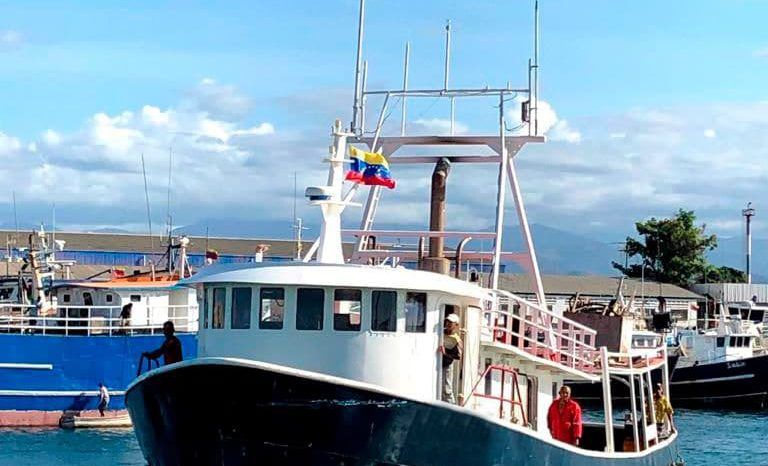 
								BARCO PESQUERO ACERO NAVAL 21.88 MTS full									