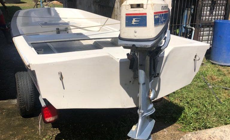 
								BOSTON WHALER REPLICA 11 full									