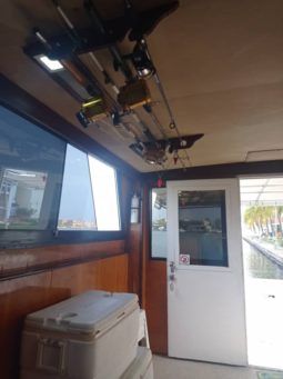 HATTERAS CONVERTIBLE 42 full
