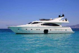 FERRETTI YACHTS 73