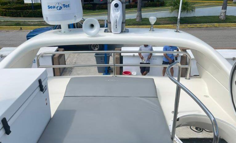 
								AZIMUT 39 full									