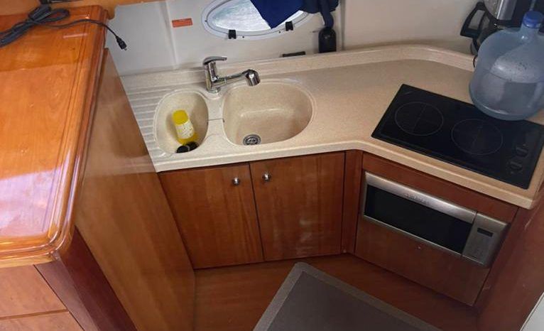 
								AZIMUT 39 full									