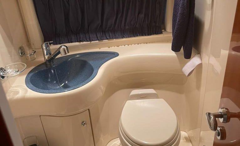 
								AZIMUT 39 full									