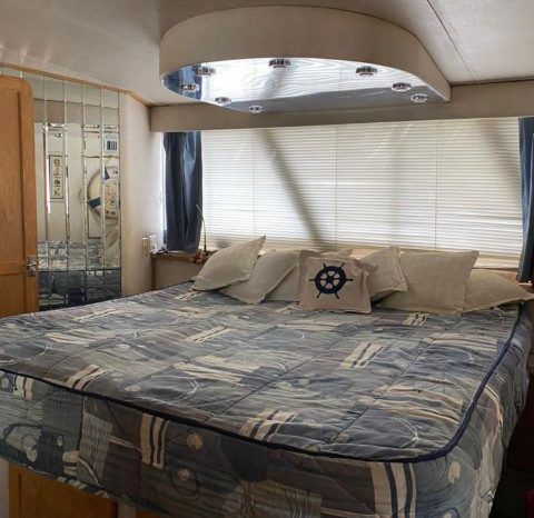 
								BLUEWATER SPECIAL EDITION 62 full									