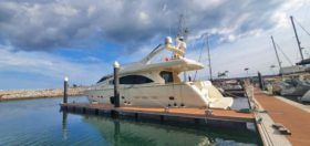 FERRETTI 73