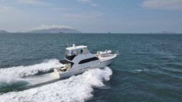 
										RIVIERA 47 full									