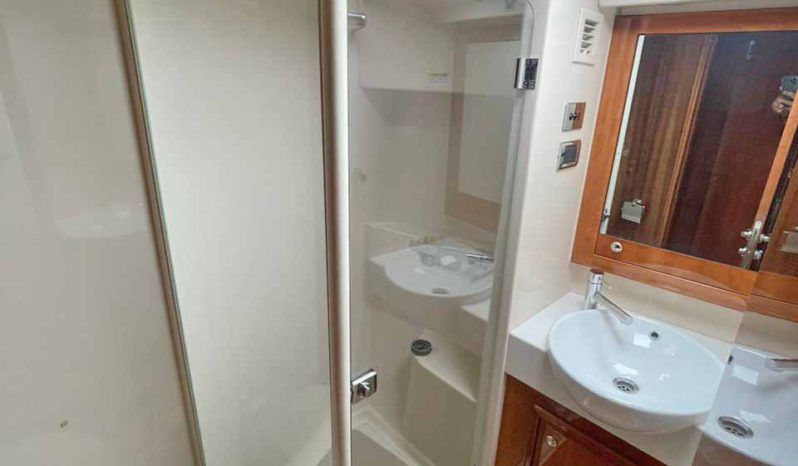 
								RIVIERA 47 full									