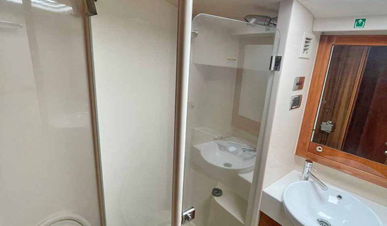 
								RIVIERA 47 full									