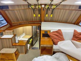 POST YACHTS 42