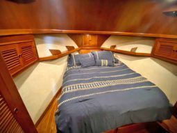 
										OFFSHORE YACHTFISHER 48 full									