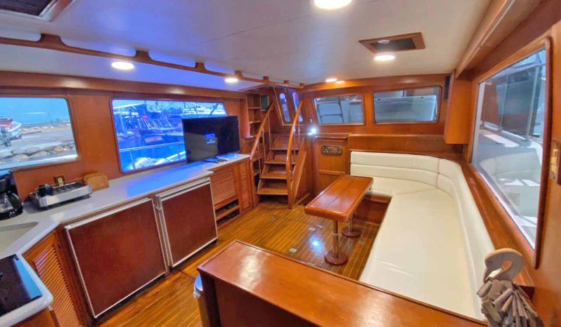 
								OFFSHORE YACHTFISHER 48 full									