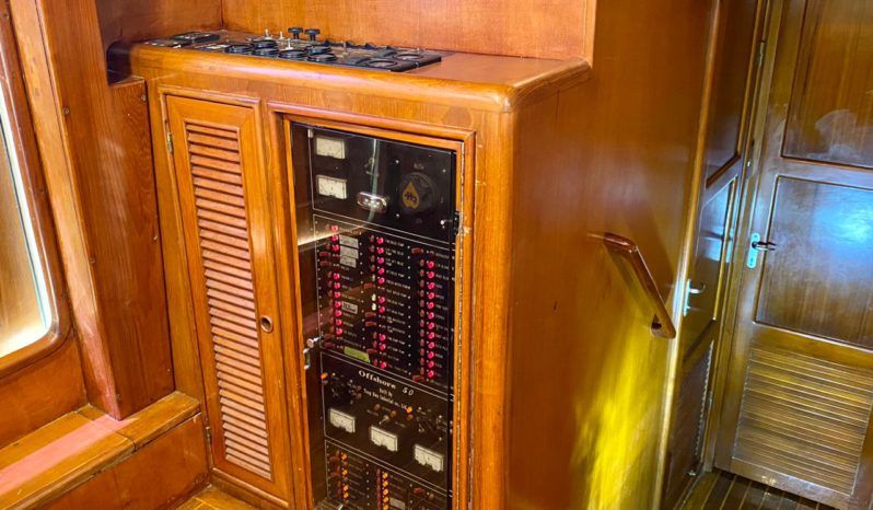 
								OFFSHORE YACHTFISHER 48 full									