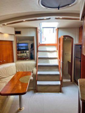 CRUISERS YACHTS EXPRESS 46