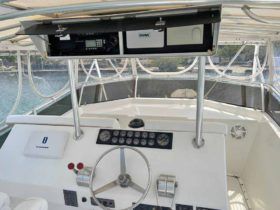 HATTERAS CONVERTIBLE 53