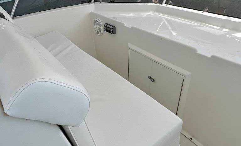 
								HATTERAS CONVERTIBLE 53 full									