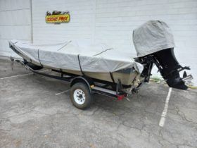 BOTE TRITON TS 18